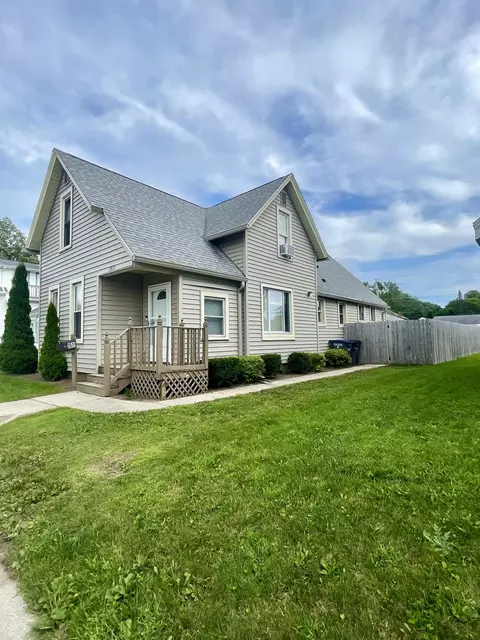 1511 Oakland, Sheboygan, WI 53081