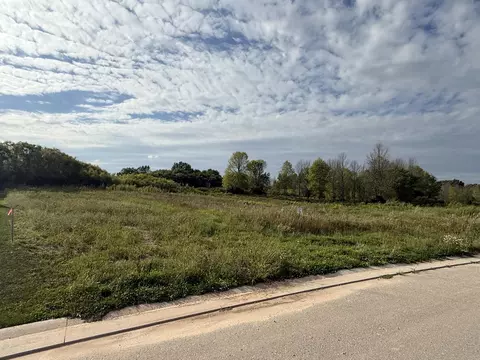 3201 Sandy Rdg, Two Rivers, WI 54241