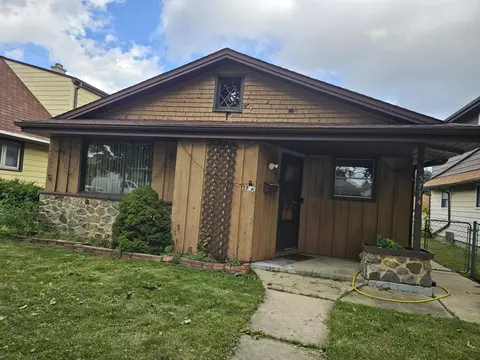 5714 N 98th, Milwaukee, WI 53225