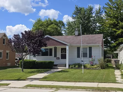 2814 S 8th, Sheboygan, WI 53081