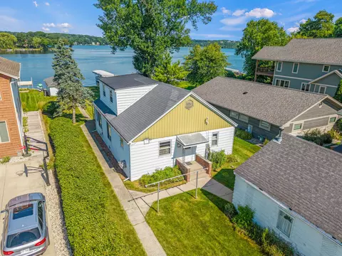 n28w27564 Peninsula, Pewaukee, WI 53072