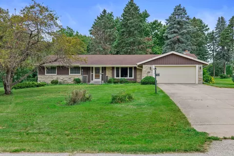 2365 Alta Louise, Brookfield, WI 53045