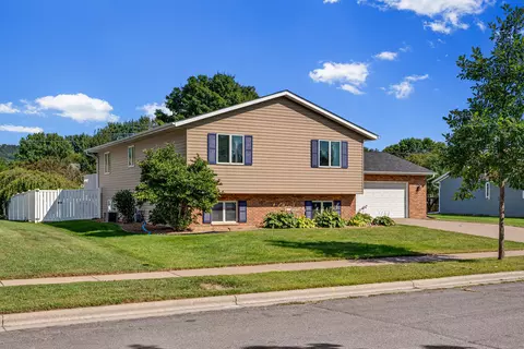 1330 Ridgeway, Onalaska, WI 54650
