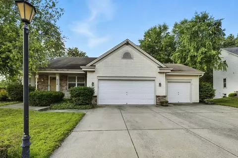 2029 Wildberry, Waukesha, WI 53186