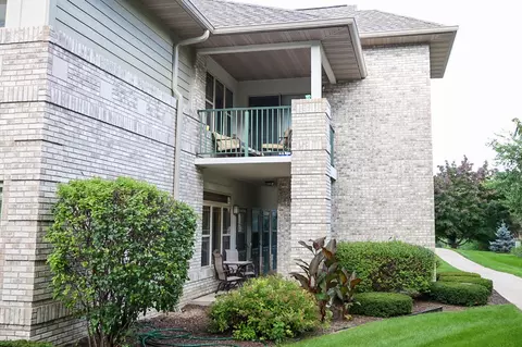450 N Silverbrook #101, West Bend, WI 53090
