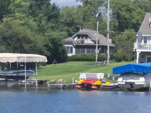 26044 W Loomis, Norway, WI 53185