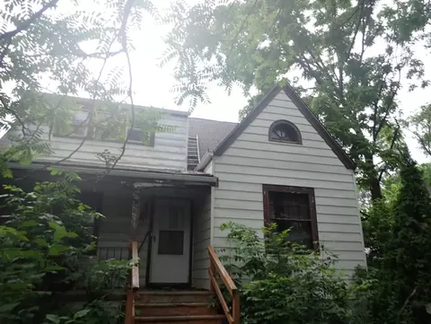 7020 W W Ml, Milwaukee, WI 53218