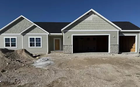 100 Chestnut, Theresa, WI 53091
