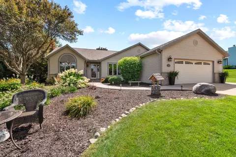 30805 Fairway, Waterford, WI 53185