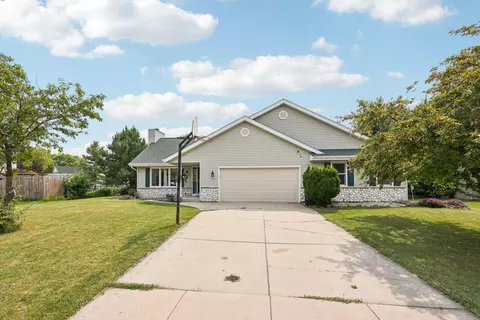 7170 S Countryside, Franklin, WI 53132