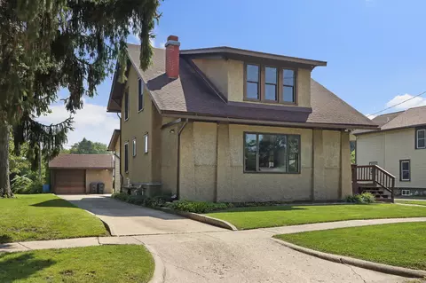 126 N 5th, Walworth, WI 53184
