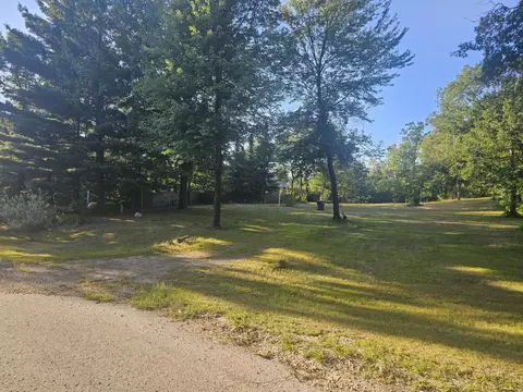 6256 Sherrie, Underhill, WI 54124