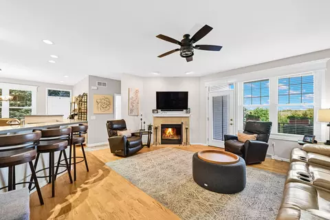 1201 Woodbury #A, Waukesha, WI 53189