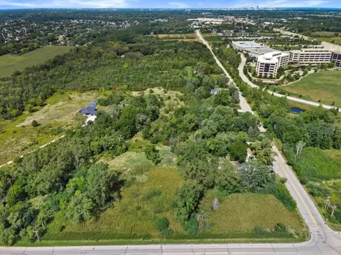 3140 W Drexel, Franklin, WI 53132 photo 2