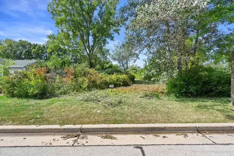 3140 W Drexel, Franklin, WI 53132 photo 3