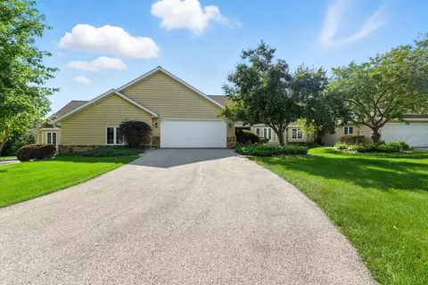 972 Augusta, Waterford, WI 53185