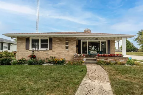 7853 38th, Kenosha, WI 53142