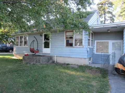 3016 3 Mile, Racine, WI 53404