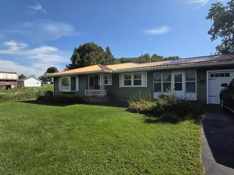 n8158 County Road C, Farmington, WI 54644