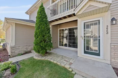 2668 Hidden #43, Saint Francis, WI 53235