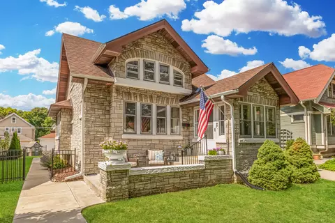 2343 N 63rd, Wauwatosa, WI 53213