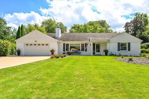 12235 Woodside, Wauwatosa, WI 53226