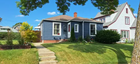 1504 Cleveland, Racine, WI 53405