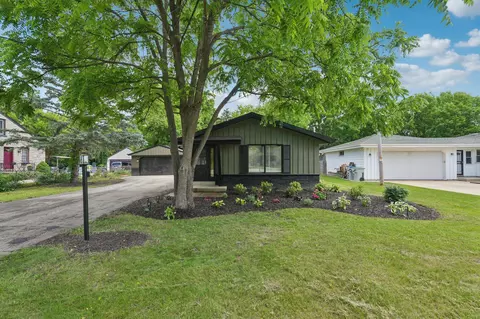6310 N 107th, Milwaukee, WI 53225