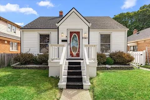 2041 Howe, Racine, WI 53403