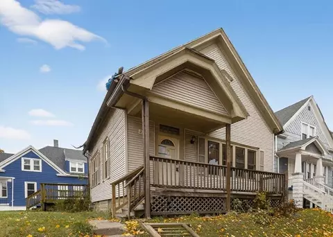 2503 W Becher, Milwaukee, WI 53215