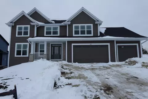 1860 Arbor Vis, West Bend, WI 53095