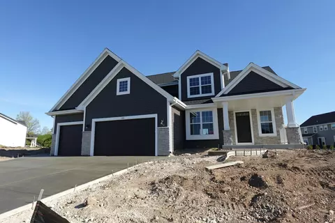 1795 Arbor Vis, West Bend, WI 53095