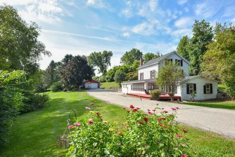 w1517 Woodland Road, Rubicon, WI 53078