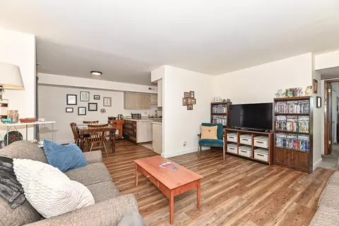 5940 S 27th #A, Milwaukee, WI 53221