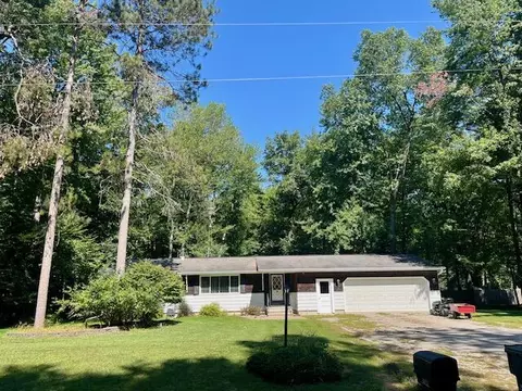w1380 Little River Road, Peshtigo, WI 54143