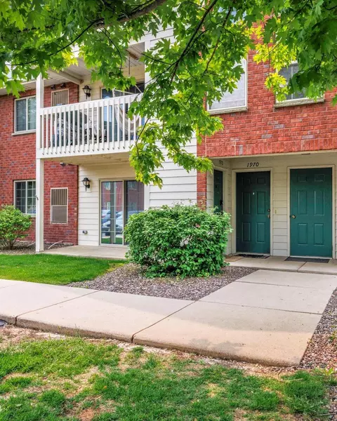 1972 Parknoll, Port Washington, WI 53074
