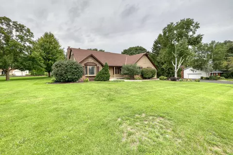 21380 Woodchuck, Brookfield, WI 53045