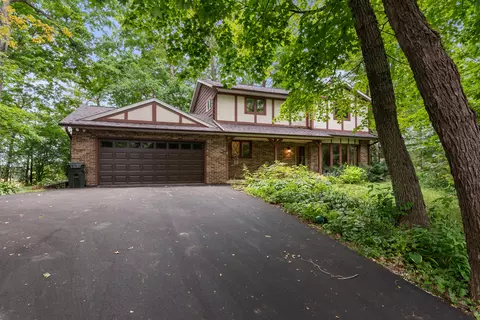 n8084 Peregrine Lane, Horicon, WI 53032