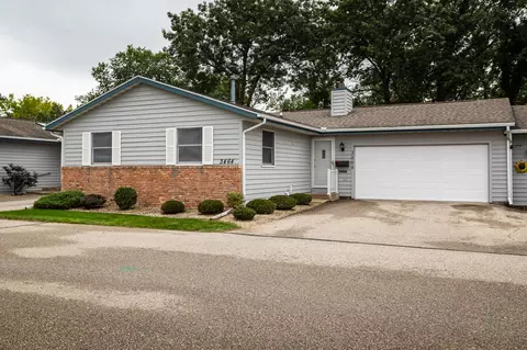 3464 Woodbridge #10, La Crosse, WI 54601