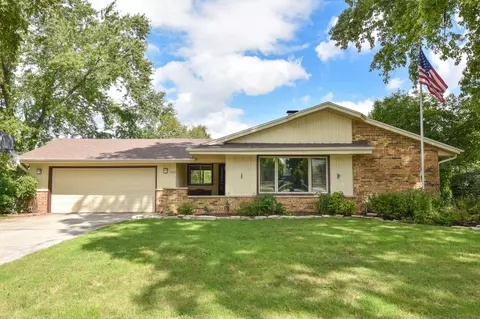 2020 Sunnyside, Waukesha, WI 53186
