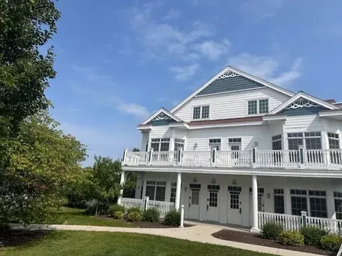 429 Beachfront #757, Sheboygan, WI 53081