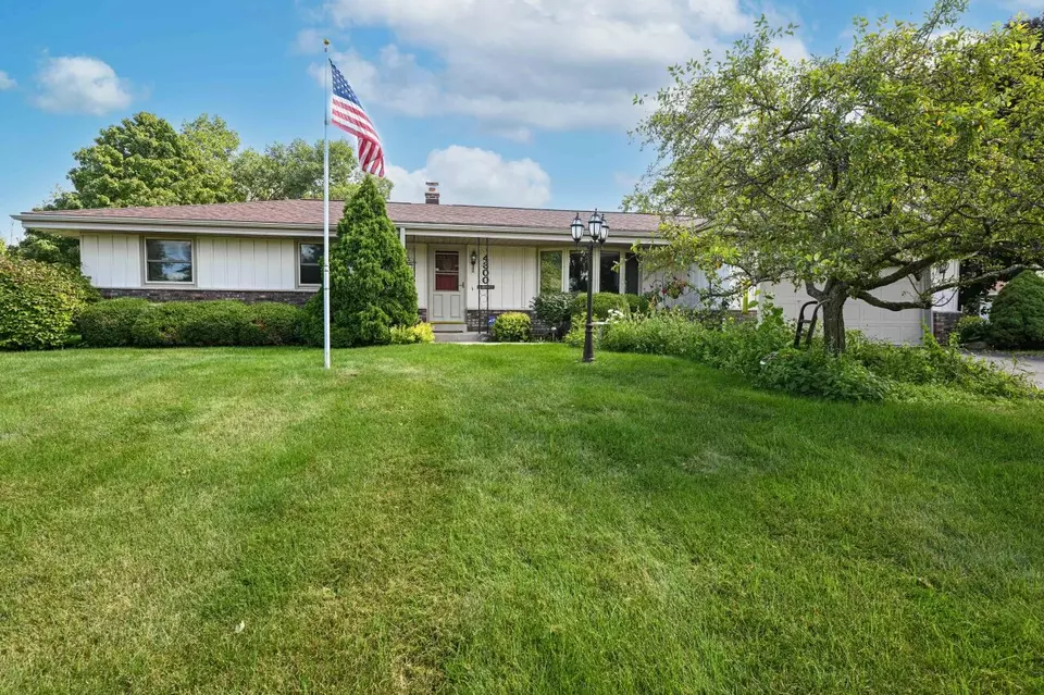  4300 S Regal, New Berlin, WI 53151 photo 1