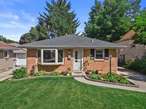 3122 S 97th, Milwaukee, WI 53227