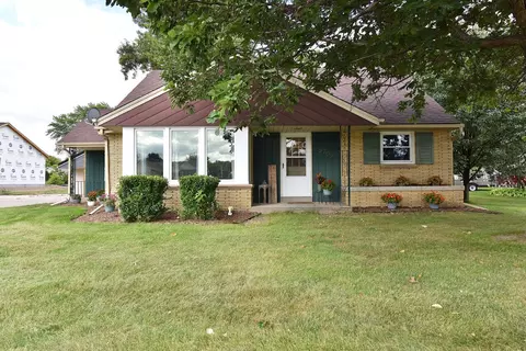 9709 S Howell, Oak Creek, WI 53154