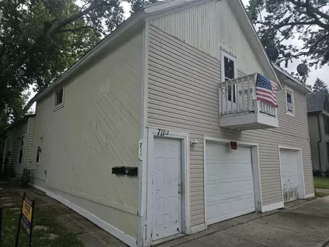 711 Kewaunee, Racine, WI 53402