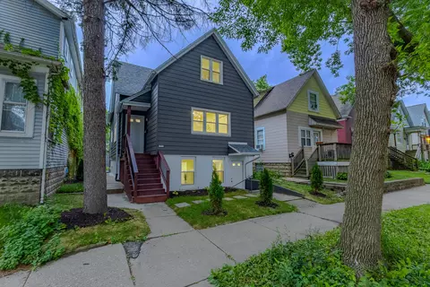 2833 N Weil, Milwaukee, WI 53212