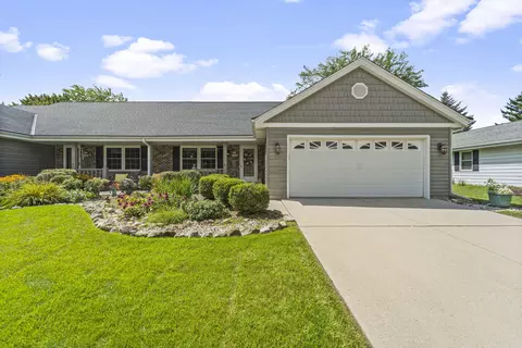 w72n1047 Hampton, Cedarburg, WI 53012