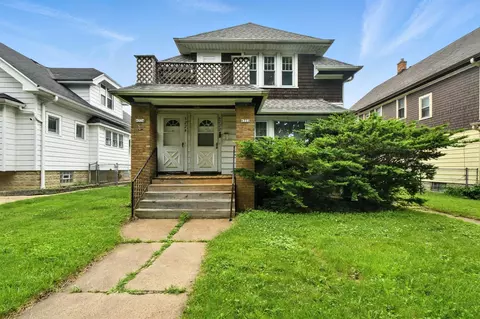 6222 W Locust #6224, Milwaukee, WI 53210