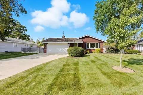 6524 W Carpenter, Greenfield, WI 53220