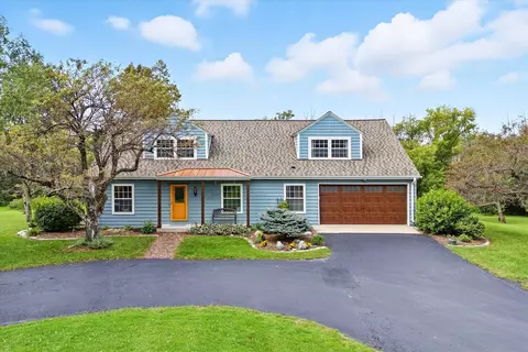 11065 N Pebble, Mequon, WI 53092